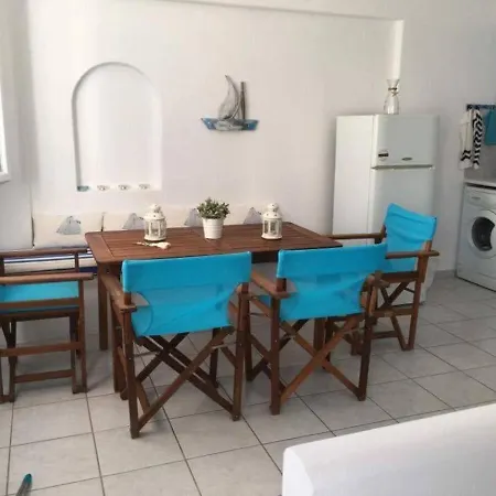 Holiday home Irenes House *