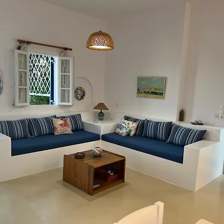 Irenes House Holiday home Piso Livadi